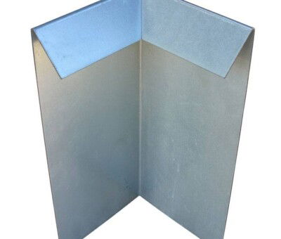 Sneglehegnshj&oslash;rne 90 &deg; indvendig 1mm varmgalvaniseret plade