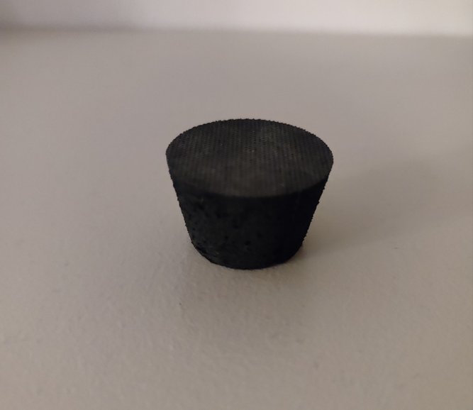 Prop 24/32 kegleformet i Moosgummi
