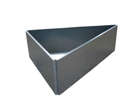 H&oslash;jbede uden sneglekant galvaniseret trekantet