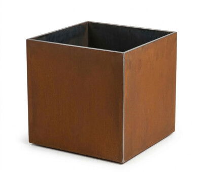 Corten st&aring;l skjuler p&aring; hjul til en plant growers