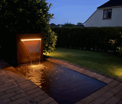 Spejlbassin med 90 cm vandfald i Corten st&aring;l m&aring;ler 200 x 100 x 10 cm